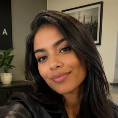 Juliana, cliente da Kivora TV